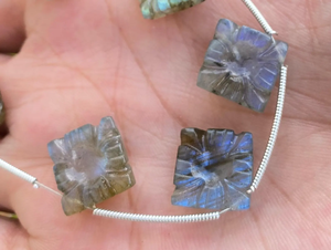 Cuentas con forma de flor de labradorita llamativa, 6 piezas para hacer joyas, cuentas de piedras preciosas curativas de 12MM a precio mayorista - Product Image 2