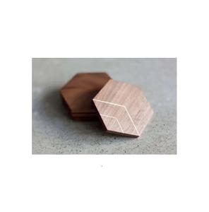 Sous-verre en bois et imprimé de 6 pièces avec forme carrée polonaise naturelle avec support au meilleur prix - Product Image 1