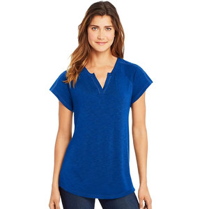 Camisetas Oversize de Algodón Orgánico 100% con Logo Personalizado, Hombro Caído, de Alto Gramaje, Transpirables y de Secado Rápido para Mujer - Colección Verano - Product Image 4