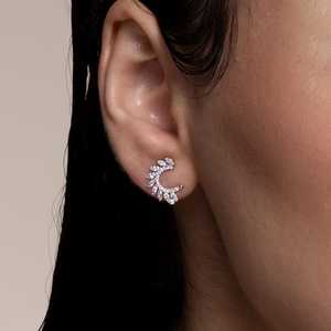 Pendientes de Plata 92.5 Vintage 191581 con Diseño de Marquise, Perla, Corazón, Geométrico, Planta y Flecha, Modernos para Fiesta de Compromiso - Product Image 6