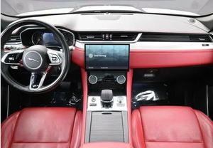 Usado 2021 Jaguar P400 R-Dynamic S - Product Image 3