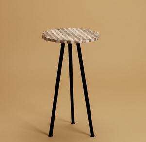 Magnifique tabouret en nacre fait à la main poufs en nacre pour chambre à coucher Table d'appoint unique pour la décoration de la maison en gros - Product Image 2