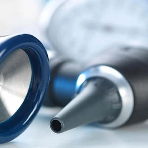 Set de Otoscopio Manual con Luz de Alta Visibilidad y Claridad Óptica Mejorada para Uso Quirúrgico ORL - Product Image 3