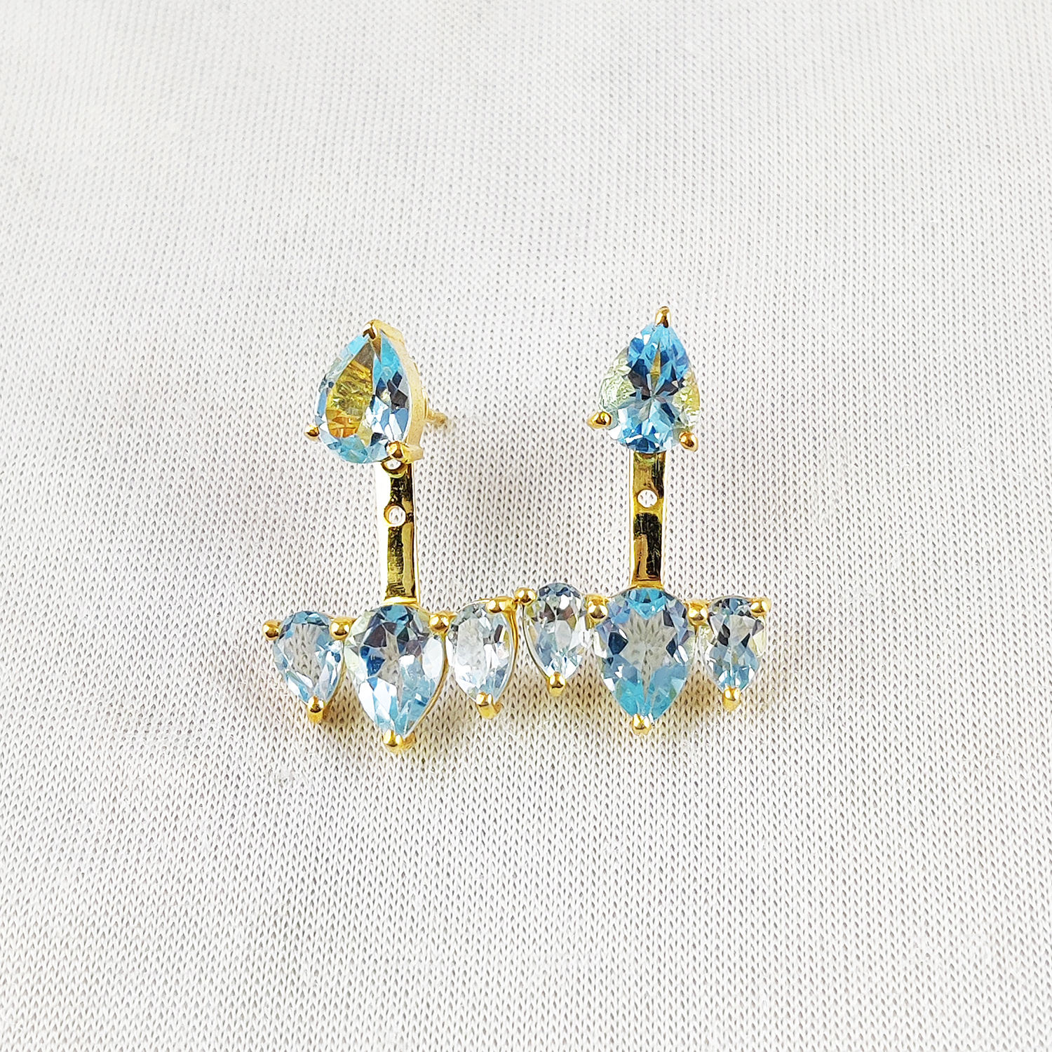 บุษราคัมสีฟ้า