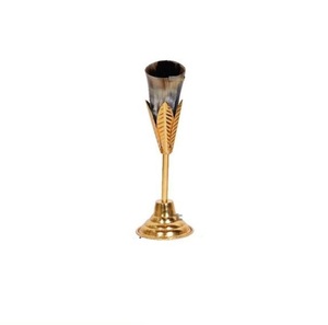 Chope à bière viking en corne, best-seller, avec support en laiton, décoration d'intérieur, décoration nordique, vaisselle pour bière et vin, chope de mariage au meilleur prix - Product Image 2