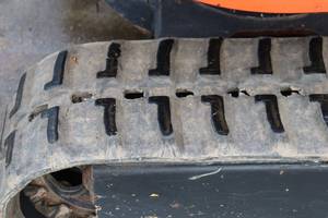 รถดัมพ์ตีนตะขาบสำหรับงานก่อสร้าง Kubota KC110HR-4 มือสอง - Product Image 2