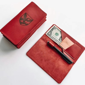 Carpeta de billetes de cuero genuino con logotipo personalizado para restaurantes, cafés, hoteles, bares con ranura para tarjetas y portalápices, - Product Image 1