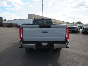 Ford F-250 Super Duty XLT 2025: Construido como una Bestia - Product Image 5