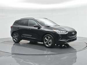 Ford Escape Híbrido ST Line AWD 2024 Usado, Limpio, Volante a la Izquierda, Interior Oscuro, Asientos de Cuero, ACC, Listo para Conducir - Product Image 2