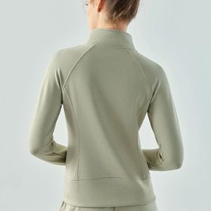Chaqueta de Yoga para Mujer de Talla Grande, Transpirable, con Material de Spandex, Ajuste Cómodo, Hecha en Pakistán - Product Image 3