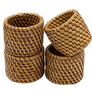 Servilletero de ratán de madera elegante y respetuoso con el medio ambiente, adición encantadora a cualquier cena o evento especial - Product Image 6