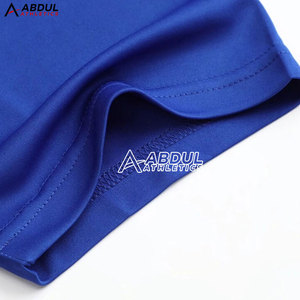 Ensemble de tenue de football respirante pour hommes, maillot et short à séchage rapide, idéal pour les jeux en plein air, les entraînements et les compétitions - Product Image 3