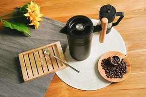 Fourniture en vrac de pichets en acier inoxydable de qualité alimentaire du fabricant indien pour l'hôtellerie et la restauration - Product Image 2