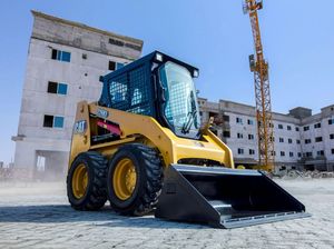 Chargeuses compactes CAT 226B3, équipement de machinerie pour la construction - Product Image 6