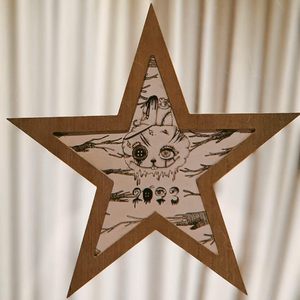 Cadre photo en bois en forme d'étoile 10X10-Cadre artisanal de décoration avec décor en forme d'étoile Cadre photo en bois naturel avec trempé - Product Image 4