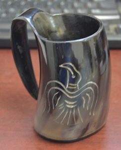 Tasse Viking à boire en corne de buffle faite à la main avec style religieux pour les fêtes et les toasts, artisanat naturel - Product Image 6