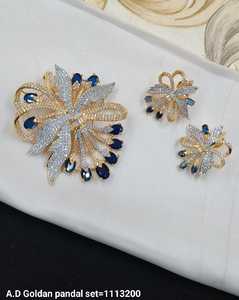 ENSEMBLE DE PENDENTIFS EN DIAMANT AMÉRICAIN À LA MODE ET PLAQUÉ OR CLASSIQUE SANS CHAÎNE PENDENTIF ENSEMBLE DE COLLIER FEMME ET FILLE - Product Image 5