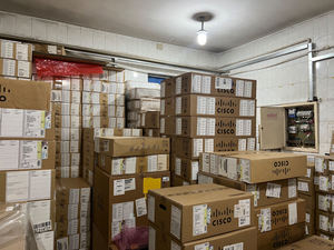 Commutateurs industriels de l'Ethernet 3000 de IE-3400-8P2S-E C IE3400 avec 8GE PoE/PoE + - Product Image 4