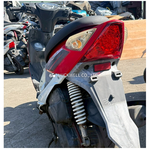 รถสกู๊ตเตอร์ SYM R1 สีขาว 125 ซีซี เกียร์ออโต้ สำหรับการเดินทางในเมือง - Product Image 2