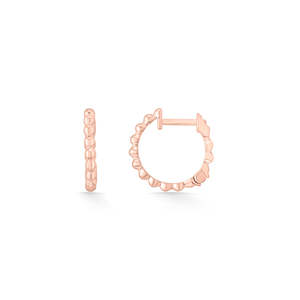 Pendientes de Aro y Tipo Huggie con Circonita Corte Princesa, Chapados en Oro de 18k y Rodio, Diseño Geométrico Moderno, Regalo Ideal - Product Image 5