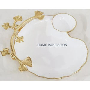 Forme et taille de bol de service alimentaire en métal de la plus belle qualité fantaisie bol de nourriture décoratif pour la maison pour la cuisine et la décoration de la maison - Product Image 2