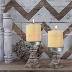 Élégant ensemble de 2 bougeoirs en bois vieilli et en métal décor de table de ferme conception de lanterne pour cheminée de Noël - Product Image 5