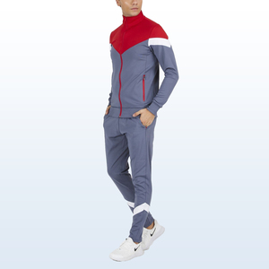 Conjunto Deportivo de Dos Piezas Personalizado con Logotipo, Ecológico, Transpirable, para Hombre, para Entrenamiento, Fitness y Deportes - Product Image 2