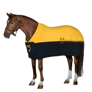 Bi Color Fleece Cooler <b>Rug</b> with Quick-Dry and Lightweight Design - Product Image 1