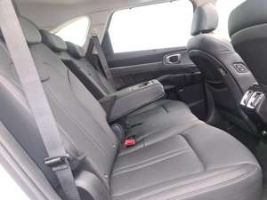 USED LHD/RHD 2023 KIA SORENTO 2.2CRDI AWD SXL - Product Image 3