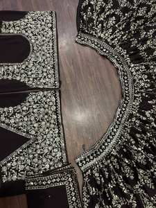 ชุดเจ้าสาวที่งดงามของชาวอินเดียพร้อมด้วยการปักเลื่อมและซื้อเลย! - Product Image 6