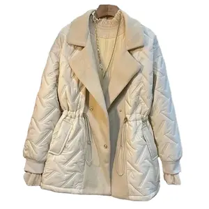 Женская зимняя куртка с эластичным поясом