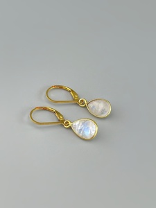 Pendientes de piedra lunar de plata de ley recién llegados de buena calidad para mujer como los mejores accesorios de joyería a bajo costo - Product Image 4
