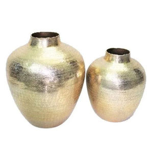 Jarrón de flores de dos tamaños de diferencia chapado en oro de forma redonda de Metal de aluminio hogar contemporáneo y minimalista - Product Image 1