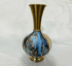 Pot de fleur de vase de fleur en métal de luxe pour la décoration de mariage d'hôtel à la maison Vase de fleur en métal au prix bon marché. - Product Image 1