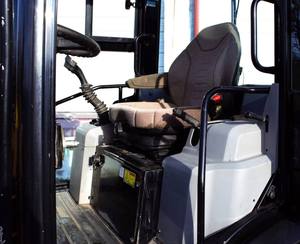 CARGADOR DE RUEDAS CAT 903D USADO RECIENTEMENTE - Product Image 5