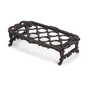 Soporte para huevos de metal industrial hecho a mano para cocinas contemporáneas que ofrece resistencia, durabilidad y estilo decorativo único - Product Image 1
