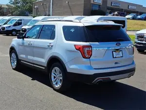 2016 Ford Explorer XLT - Product Image 5