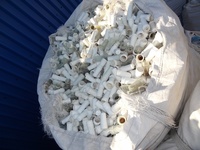 PET (Polyéthylène Téréphtalate) PREFORM, COULEUR MIXTE (BOUTEILLE) PACK DANS DE GRANDS SACS, DÉCHETS DE PLASTIQUE POUR LE RECYCLAGE.