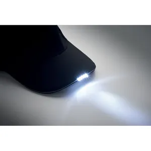 LUZCAP Cappellino LED Personalizzato con Adesivi Riflettenti e Luci Promozionali per Merchandising - Product Image 1