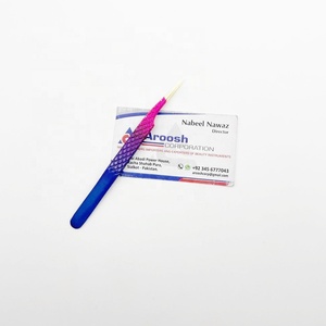 Pinzas de Acero Inoxidable de Alta Calidad Aroosh Corp, Doble Tono, Punta Dorada, Aislamiento, Extensión de Pestañas Sostenible, Punta Puntiaguda - Product Image 1