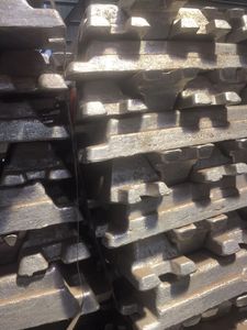 Lingotes de aluminio de alta calidad A7 99.7% A8 99.8% Precio de lingote de aluminio por kg - Product Image 2