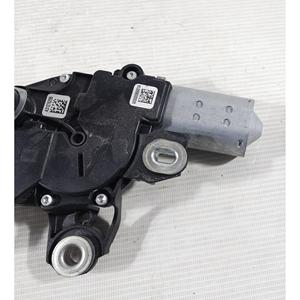 MOTEUR D'ESSUIE-GLACE ARRIÈRE VOLKSWAGEN Caddy Van/Combi (2015-2020) 2K5955711A (15>20) - Product Image 2