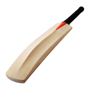 Bâtons de cricket en bois fabriqués en usine, pour l'entraînement au cricket, logo personnalisé, légers, durables, écologiques, pour les matchs d'équipe. - Product Image 6