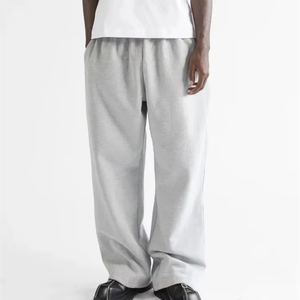 Pantalons de survêtement évasés à jambe droite et large vintage en coton épais de haute qualité Pantalons de survêtement baggy Streetwear avec logo personnalisé Joggers pour hommes - Product Image 4
