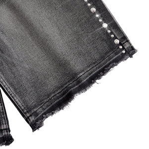 Pantalones Cortos de Mezclilla Lavada para Hombre, Corte Recto Casual, Largura hasta la Rodilla, con Bajo Deshilachado, Detalles de Remaches y Tachuelas, Cinco Bolsillos, Moda Urbana de Verano - Product Image 5