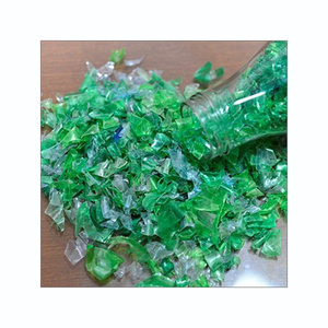 Flocons de plastique premium issus de bouteilles PET, fournis en vrac pour les acheteurs en gros - Product Image 3