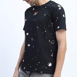 T-shirt graphique personnalisé en gros DTG & DTF |   T-shirts unisexes à manches courtes et col rond 100% coton avec impression de logo personnalisé - Product Image 4