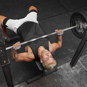 Guantes de Gimnasio de Cuero Personalizados 2025 con Color y Logotipo, Antideslizantes, Correa de Muñeca Ajustable, Unisex, Hechos en Pakistán, Precio al por Mayor - Product Image 6