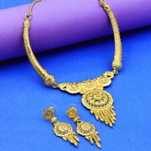 Vente en gros 14K 18K 24K Micro Plaqué Or Boîte Chaîne Femmes Mariage Mode Colliers Courts Laiton Bijoux Traditionnels - Product Image 2