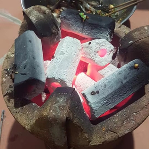 Charbon de bois hexagonal vietnamien de qualité supérieure pour barbecue par BIWOOD, inodore, sans fumée, chaleur longue durée - Product Image 1